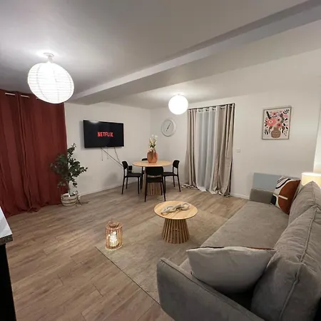 Le Terracota Proche Gare Apartment *